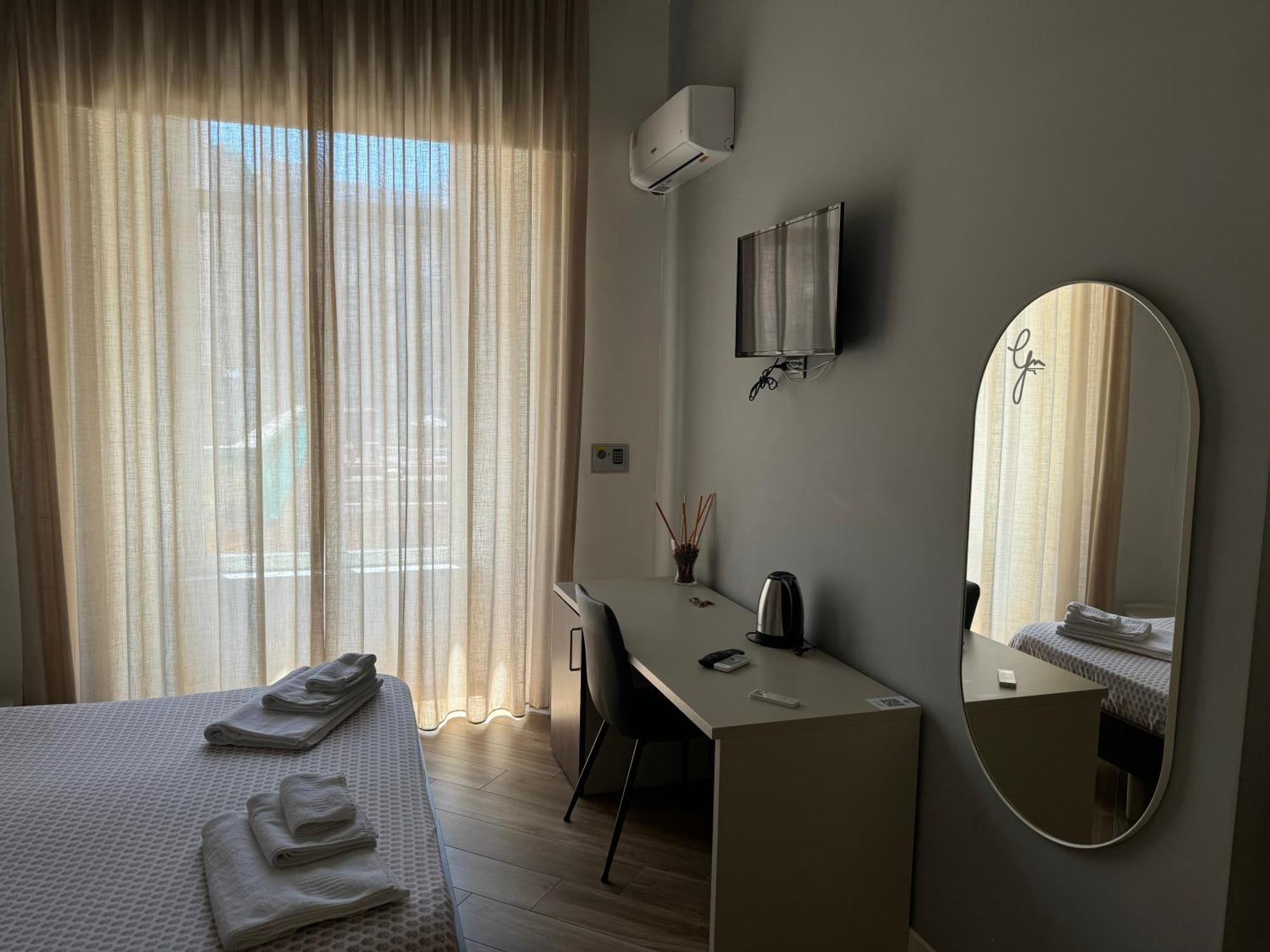 Rooms Garibaldi Napoli Eksteriør billede