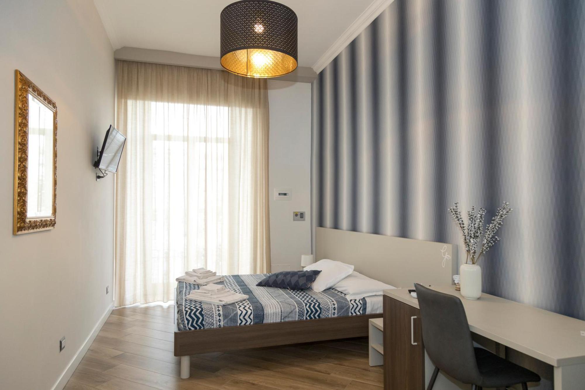 Rooms Garibaldi Napoli Eksteriør billede