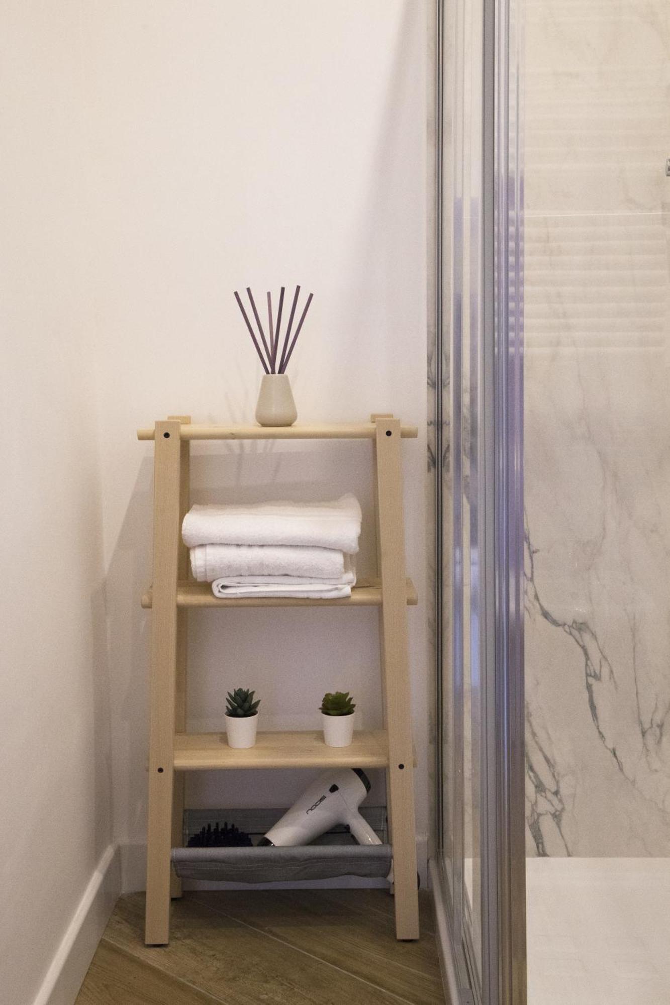 Rooms Garibaldi Napoli Eksteriør billede
