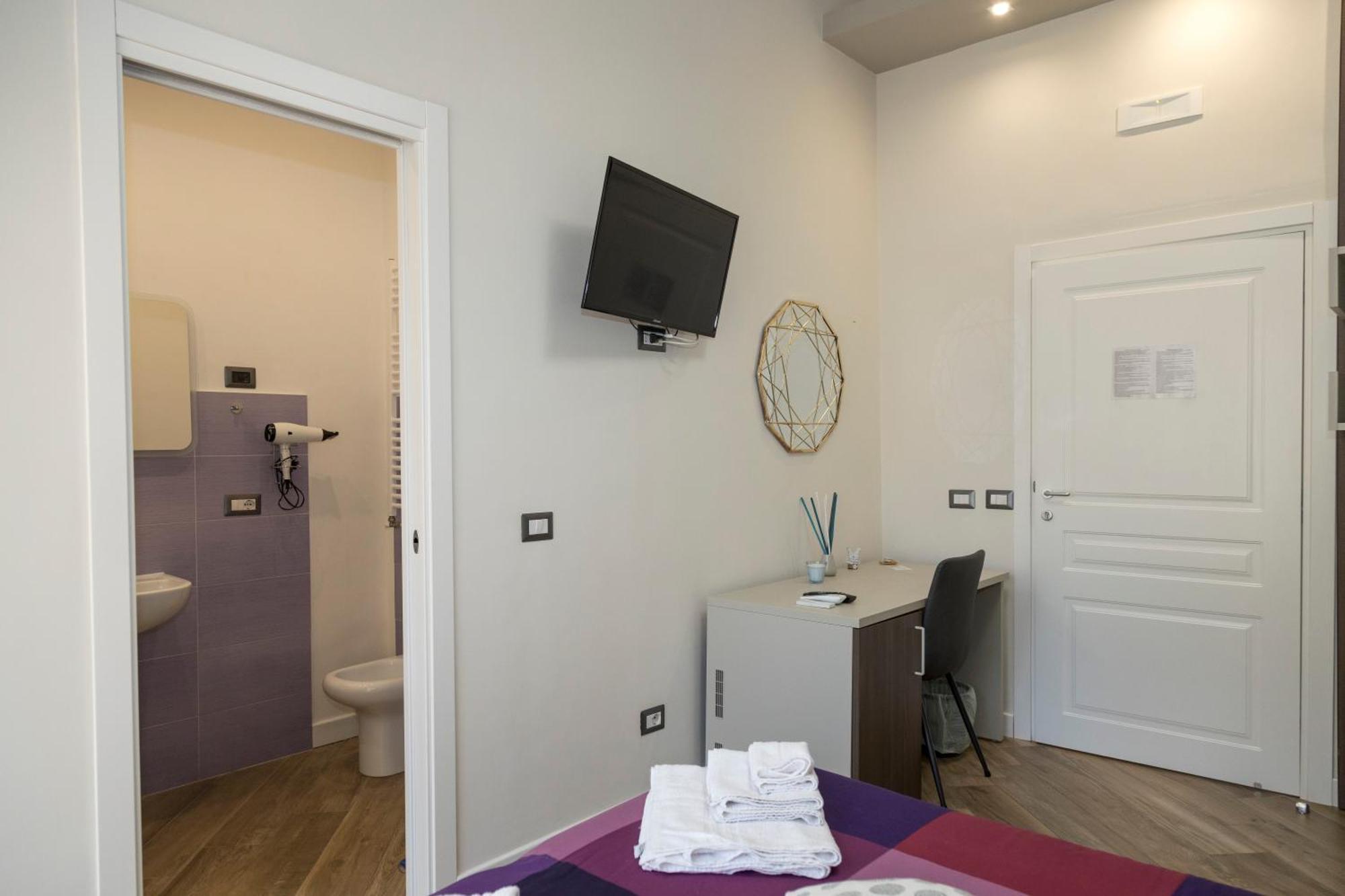 Rooms Garibaldi Napoli Eksteriør billede