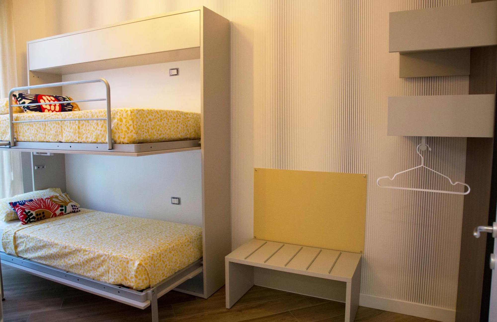 Rooms Garibaldi Napoli Eksteriør billede