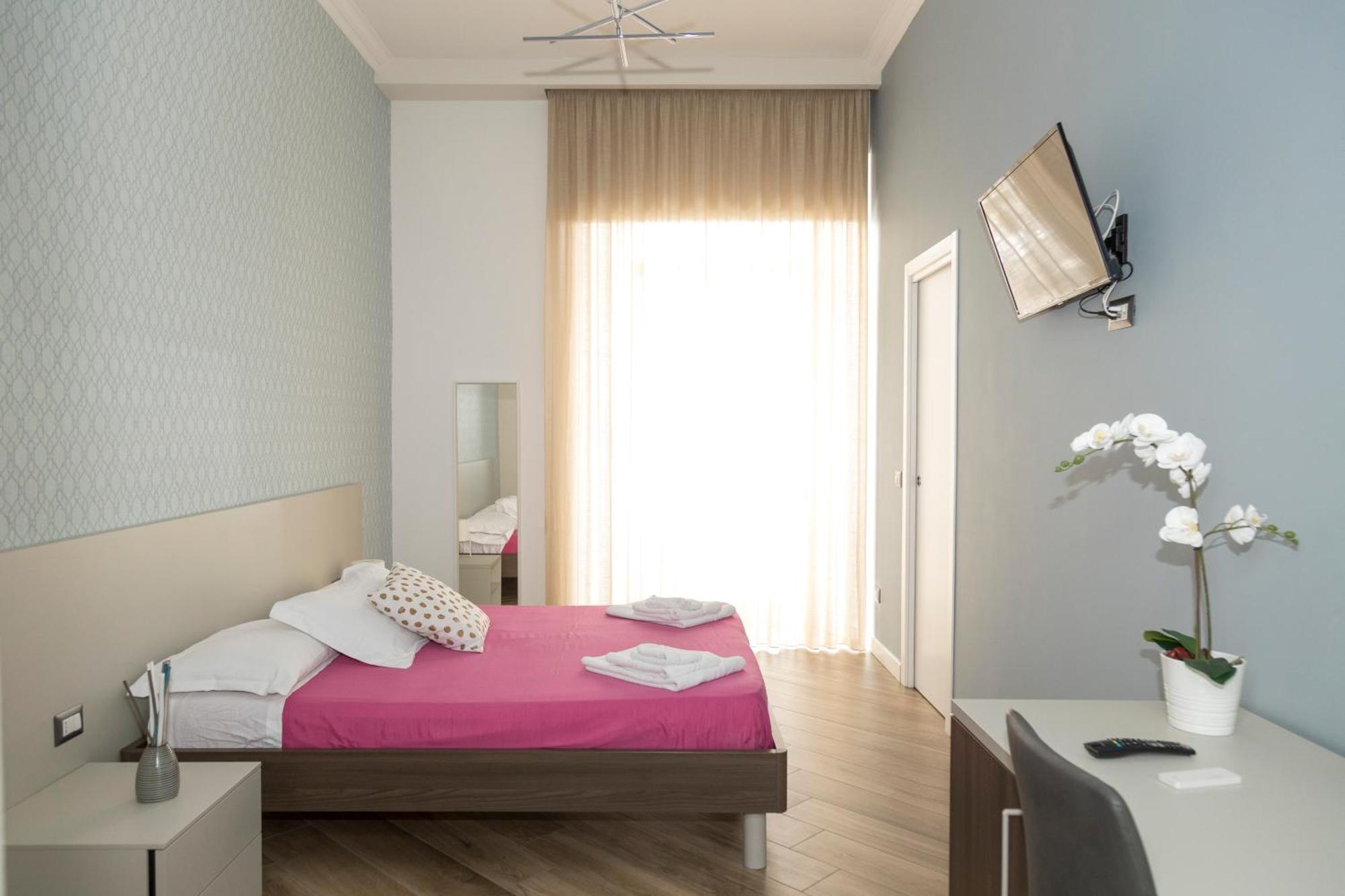 Rooms Garibaldi Napoli Eksteriør billede