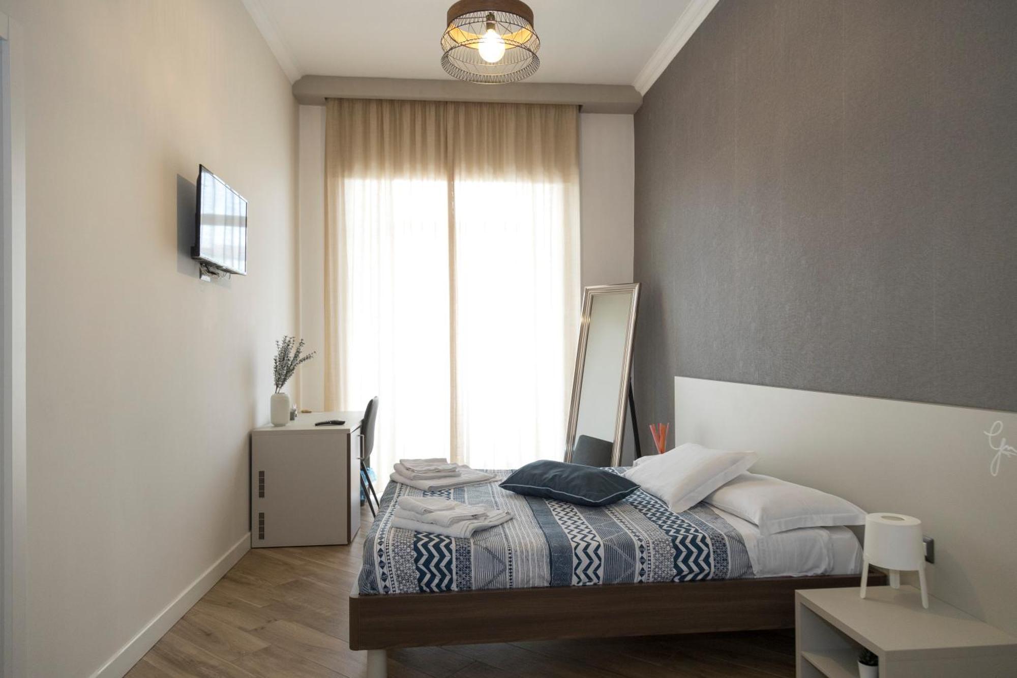 Rooms Garibaldi Napoli Eksteriør billede