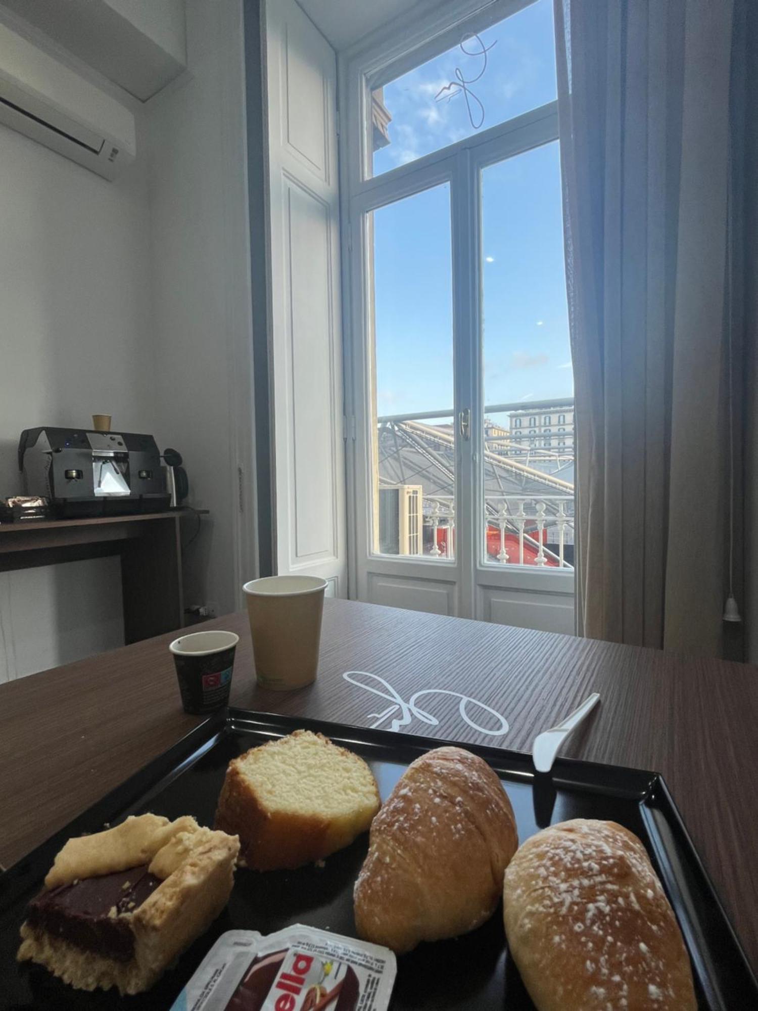 Rooms Garibaldi Napoli Eksteriør billede
